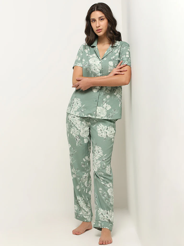 “Pajama Party: Fun and Playful Sleepwear Options for Every Personality”